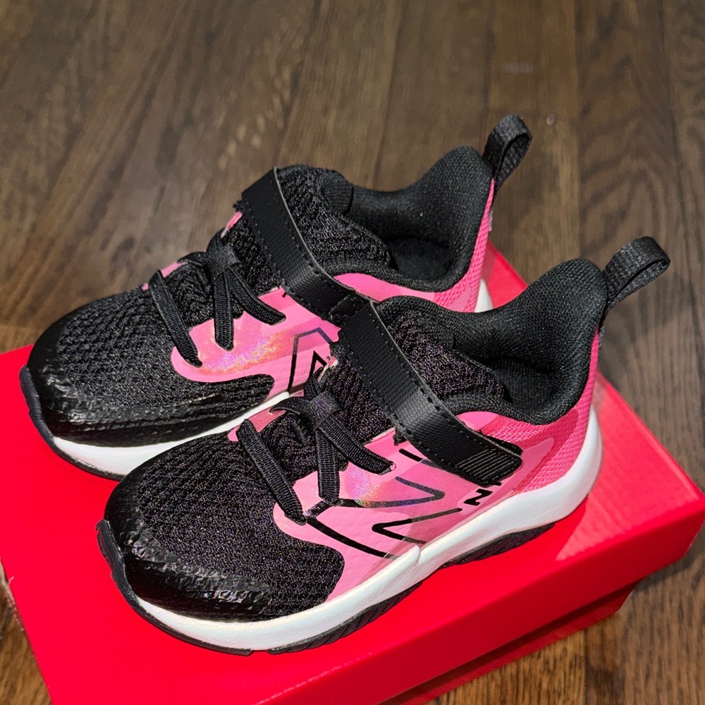 New Balance Kids' Pink and Black Sneakers - Picture 3 of 5